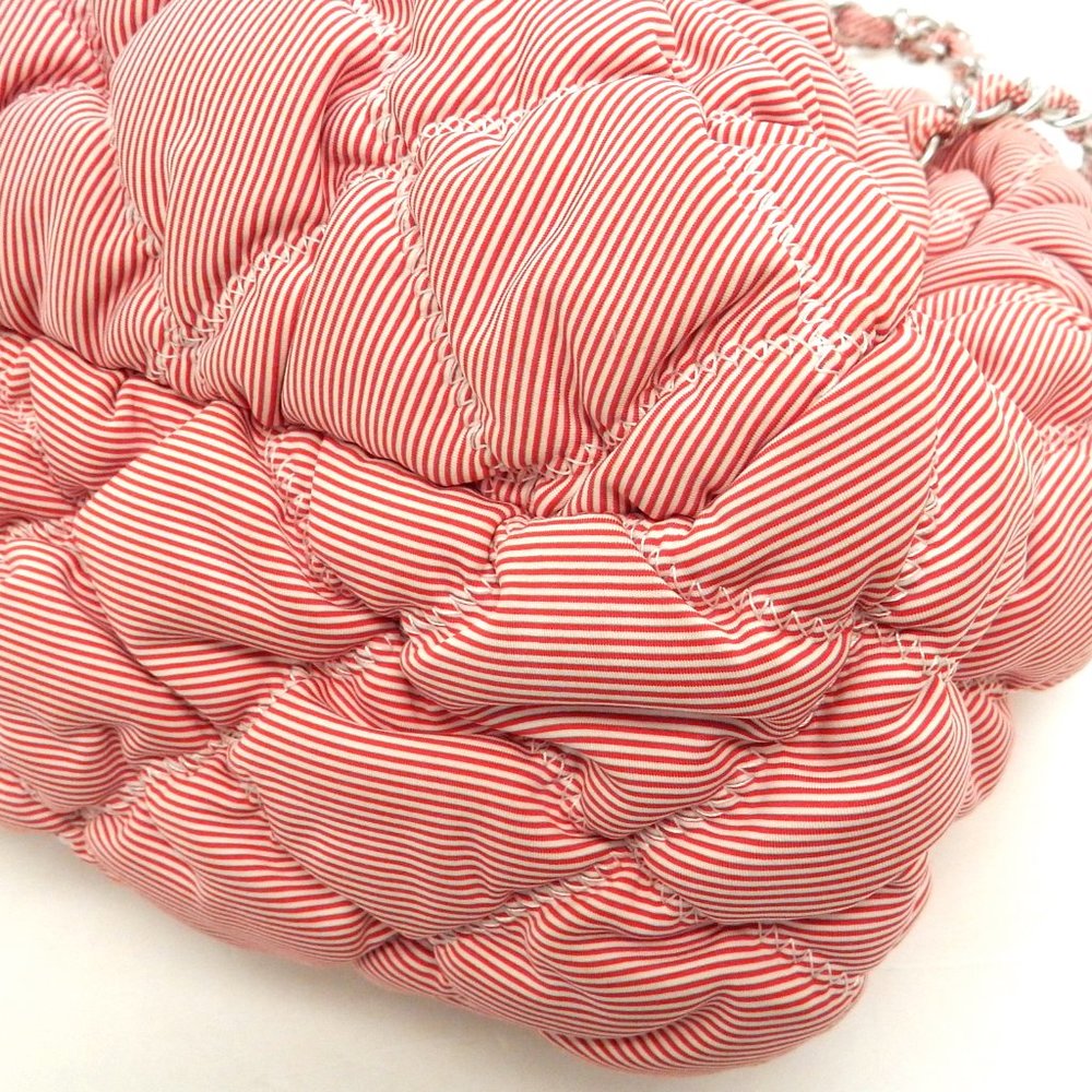 CHANEL QUILT SHOULDER BAG!! STUNNING! WOW!! - Picture 8 of 12